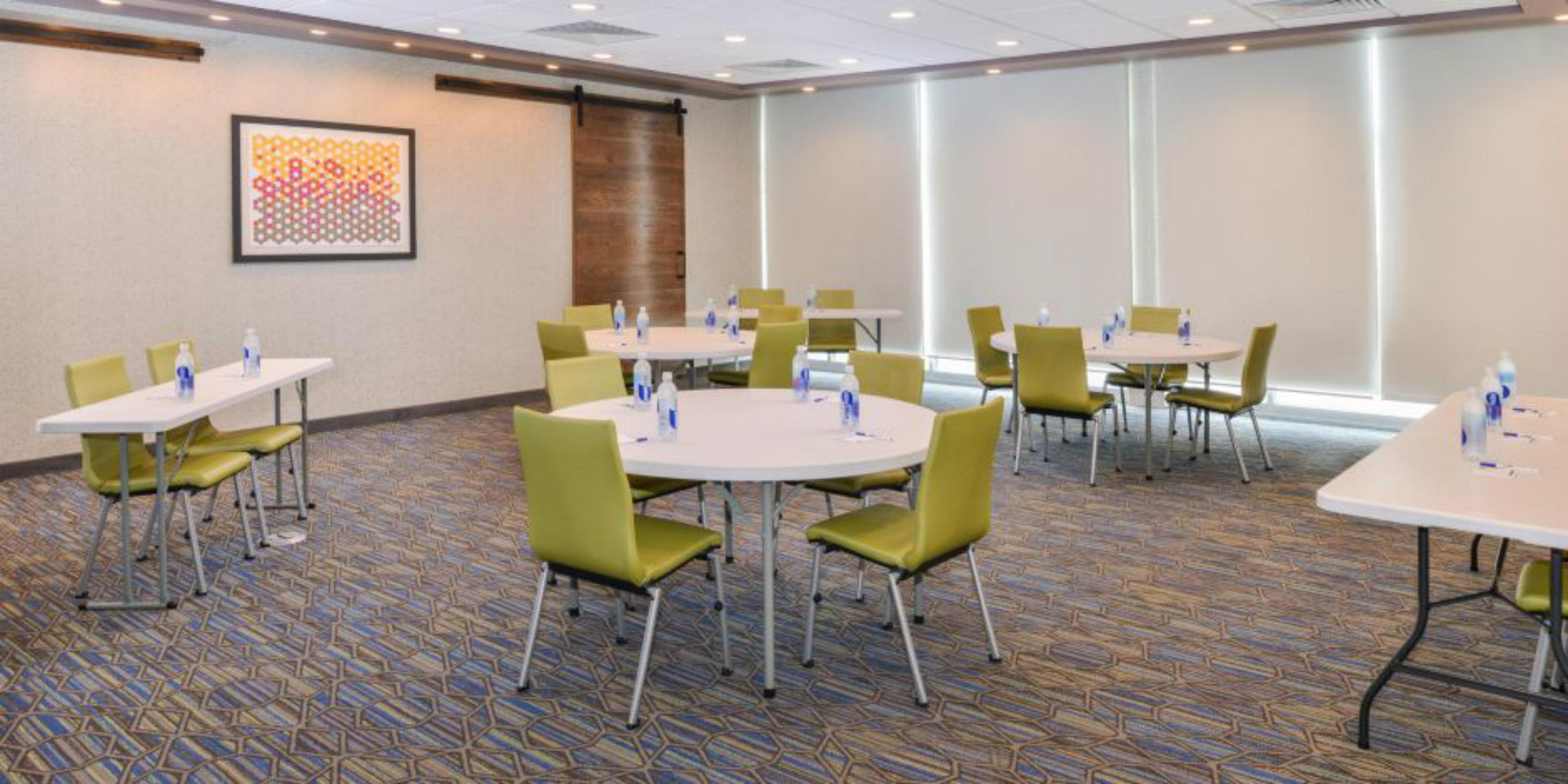 Holiday Inn Express - Alliance By Ihg מראה חיצוני תמונה