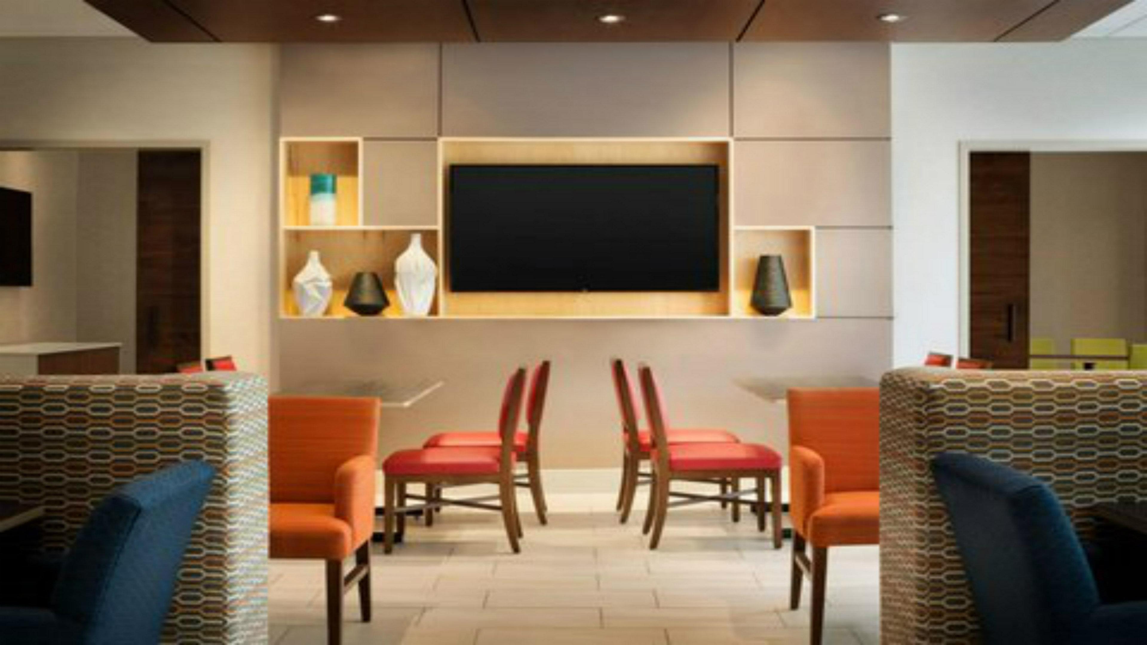 Holiday Inn Express - Alliance By Ihg מראה חיצוני תמונה